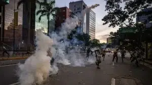 Obispos venezolanos llaman a la verificación del proceso electoral en medio de protestas