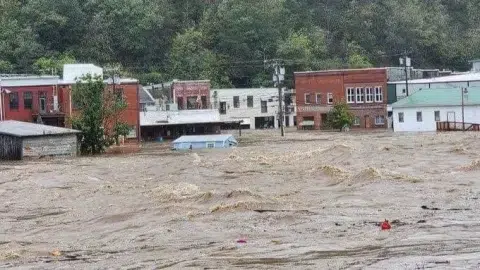 Huracán Helene deja más de 50 fallecidos en el sureste de EE. UU.
